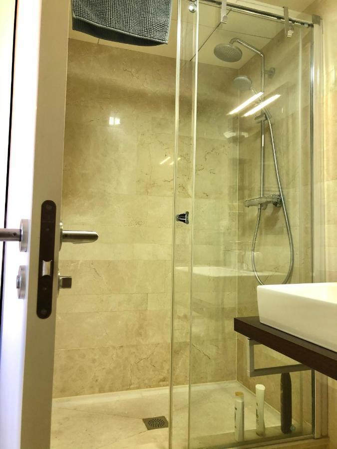 Felix Saenz By Luma Apartment Malaga Ngoại thất bức ảnh
